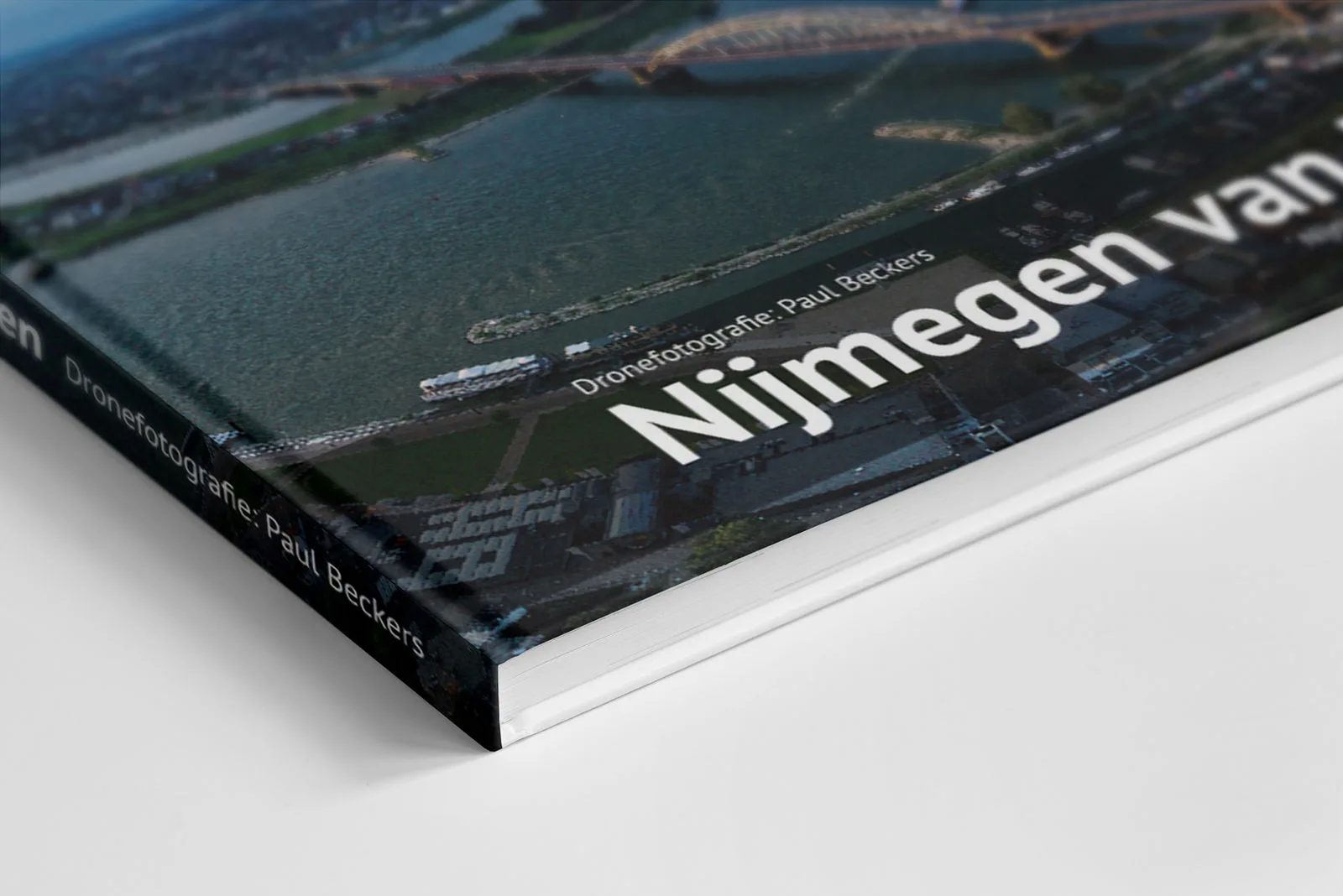 Hardcover boek Nijmegen van boven door Drone Paul Beckers — luchtfoto Nijmegen, afbeelding 4