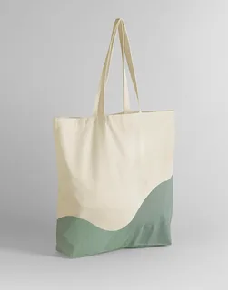 Westford Mill Organic Cotton Wave Print Maxi Tote in Natural/Dusty Green, voorkant