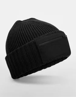 Beechfield Zip Patch Beanie in Black, voorkant