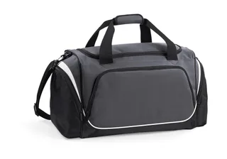 Quadra Pro Team holdall in Graphite/Black/White, voorkant