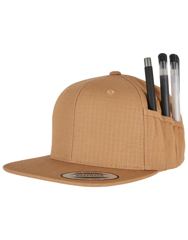 Flexfit Snapback met pennenhouder