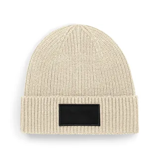 Beechfield Trendy muts met patch in Oatmeal / Black, voorkant