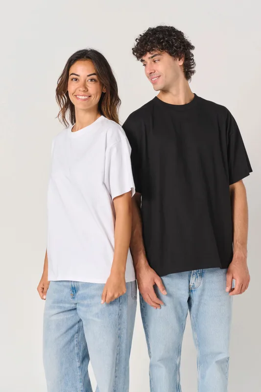 iDeal Basic Brand Unisex oversized t-shirt