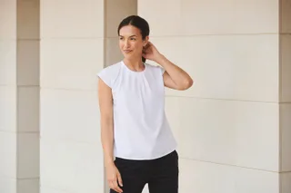Henbury Dames blouse met plooifront – foto 2