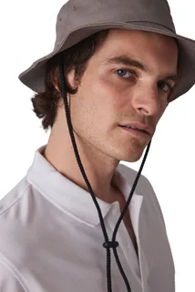 K-UP Bob in de stijl van een bucket hat – foto 5